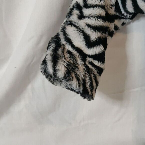 Little Lass Faux Fur Zebra Print/Pink Trim Jacket Size 2T - Picture 5 of 8
